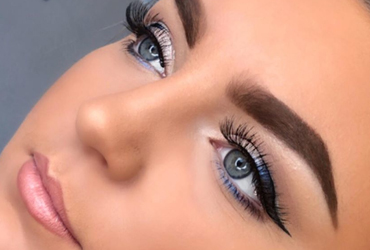 Powder brows are great if you are fed up of regularly drawing your eyebrows on and want a more fuller look